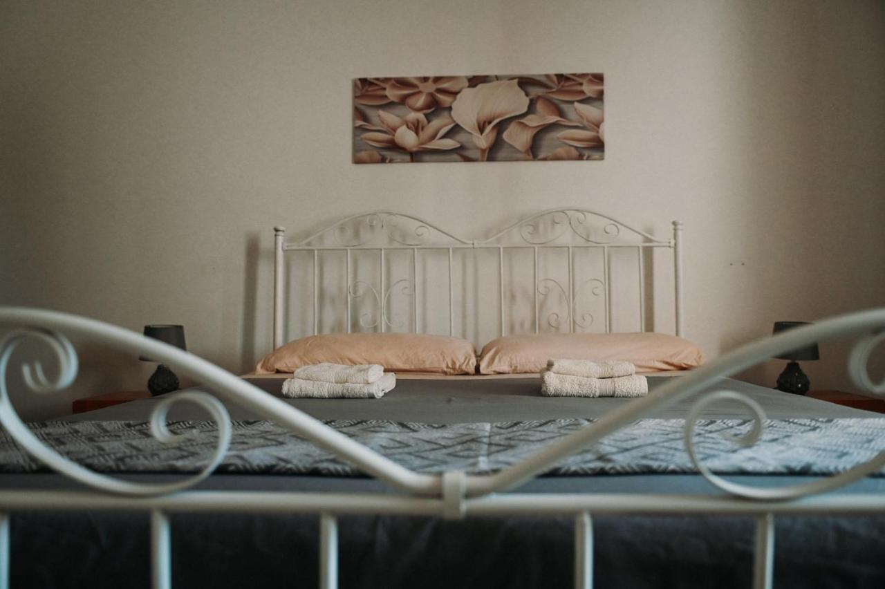 Castro Lupino Houseアパートメント エクステリア 写真